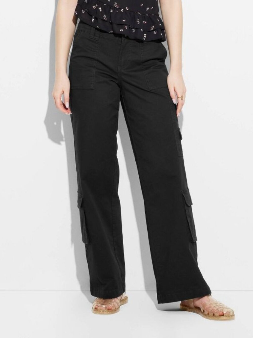 🌟Free With Purchase🌟 Target Wild Fable Mid-Rise Cargo Pants in Black, Size XXS - Picture 3 of 8